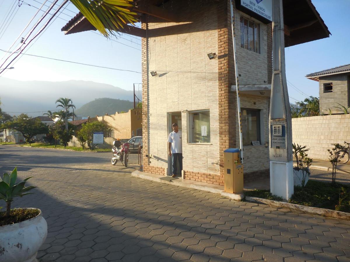 Sobrado Com Piscina Em Condomino Fechado A 150 M Da Praia คารากัวตาตูบา ภายนอก รูปภาพ